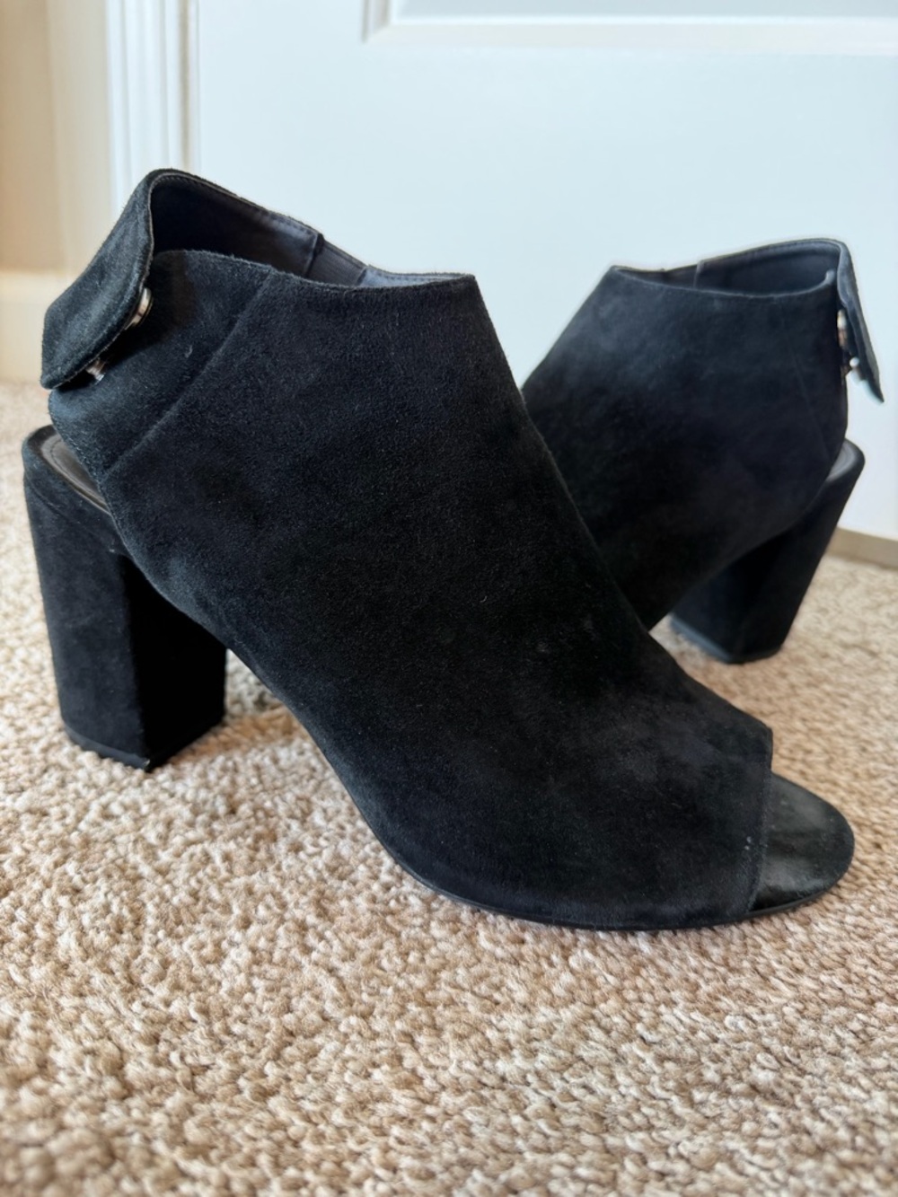 Steve Madden suede peep toe sandals